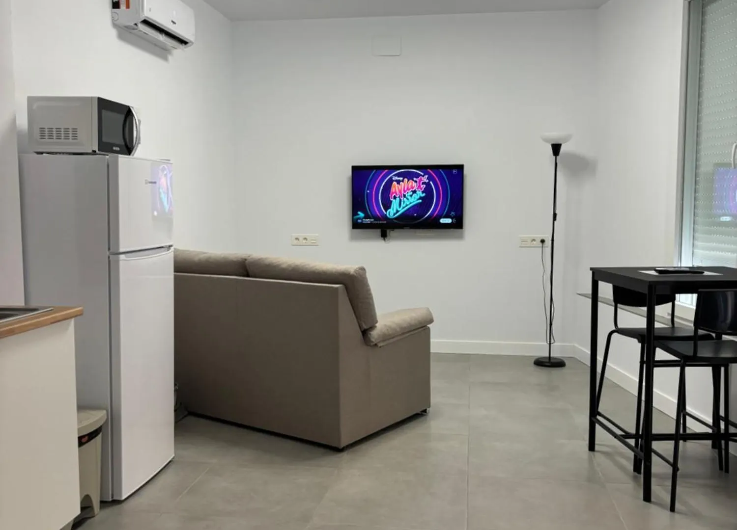 Apartamento 3 A 10 Min Caminando De La Estacion De Bus Y Tren Maria Zambrano Malaga 0*,